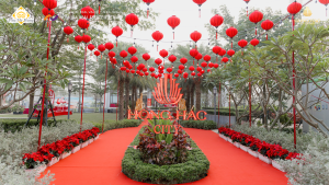 Khám phá phố xuân Hồng Hạc City: Điểm check-in rực rỡ không thể bỏ lỡ