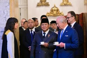 Tổng thống Indonesia gặp Vua Charles III tại London
