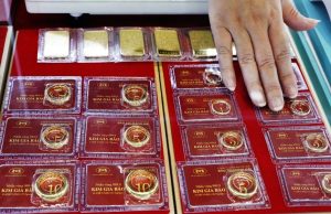 Giá vàng hạ nhiệt sau chuỗi ngày liên tục lập đỉnh