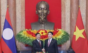 Việt Nam Lào củng cố trụ cột chính trị làm sâu sắc quan hệ đoàn kết đặc biệt