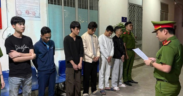 Triệt phá đường dây lừa đầu tư tiền ảo giả danh Nasdaq