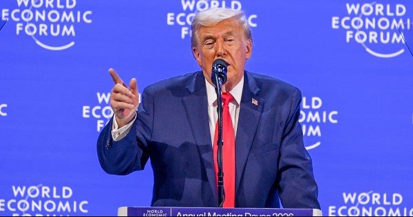 Ông Trump kêu gọi đàm phán ngay lập tức về Greenland, loại trừ kịch bản dùng vũ lực