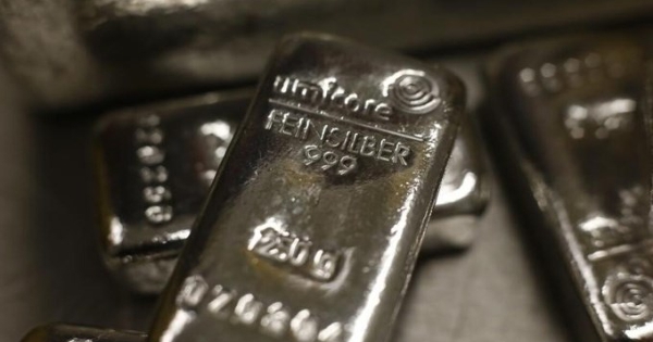 Giá bạc sẽ ra sao khi phá kỷ lục 100 USD?