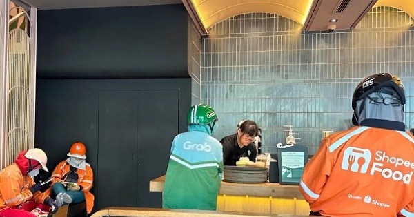 Người Việt chi 2,1 tỷ USD đặt đồ ăn qua ứng dụng năm 2025