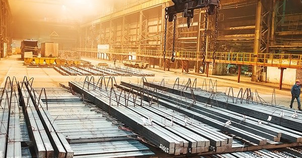 Giá thép hôm nay 21/1: Thép xây dựng trong nước tiếp đà tăng