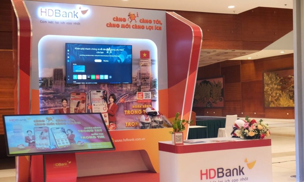 Thu nhập ngoài lãi mở rộng lợi nhuận HDBank quý 4 2025 tăng mạnh 60缩略图 Thu nhập ngoài lãi mở rộng lợi nhuận HDBank quý 4 2025 tăng mạnh 60