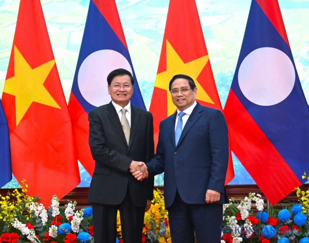 Việt Lào tăng cường gắn kết kinh tế thúc đẩy các dự án chiến lược缩略图 Việt Lào tăng cường gắn kết kinh tế thúc đẩy các dự án chiến lược