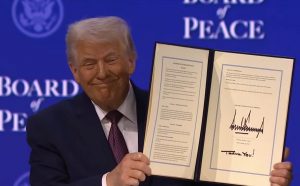 Tổng thống Trump ký Hiến chương thành lập Hội đồng Hòa bình