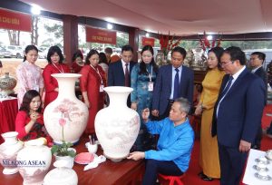 Hải Phòng xúc tiến du lịch và thương mại tại lễ hội Côn Sơn Kiếp Bạc