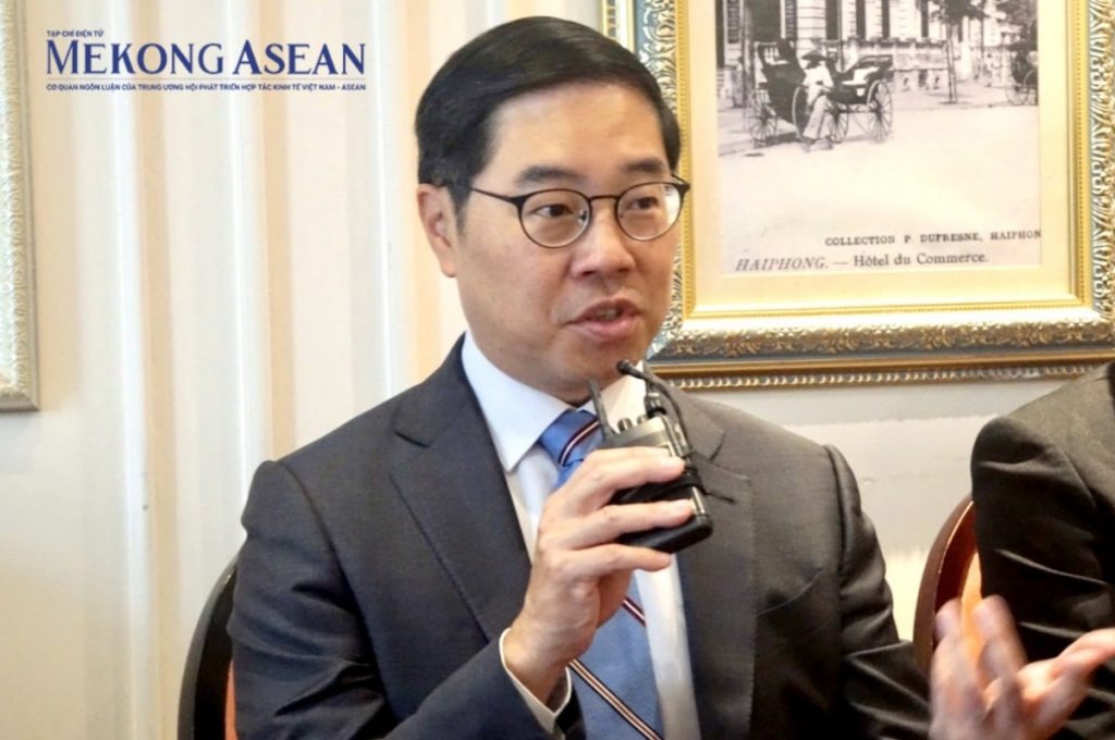 Chuyên gia Moody s Việt Nam vẫn còn nhiều dư địa tài khóa để hỗ trợ tăng trưởng缩略图 Chuyên gia Moody s Việt Nam vẫn còn nhiều dư địa tài khóa để hỗ trợ tăng trưởng