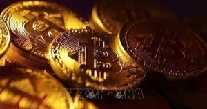 Bitcoin chật vật tìm hướng đi sau 4 tuần giảm liên tiếp, thị trường 'bốc hơi' 2.000 tỷ USD
