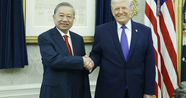 Tổng Bí thư Tô Lâm gặp Tổng thống Donald Trump