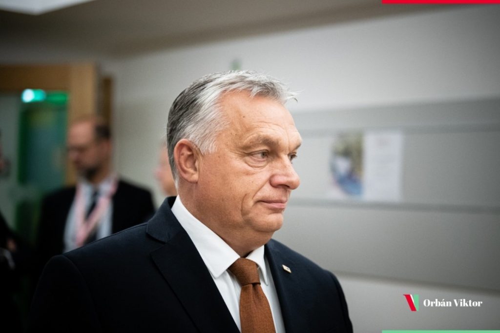 Thủ tướng Hungary kêu gọi Ukraine mở lại đường ống dẫn dầu