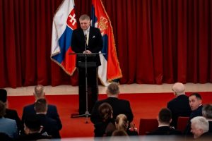 Slovakia cảnh báo cắt nguồn cung điện khẩn cấp cho Ukraine