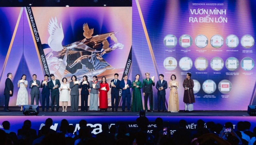 Masterise Homes được vinh danh hạng mục Vươn mình ra biển lớn tại WeChoice Awards 2025缩略图 Masterise Homes được vinh danh hạng mục Vươn mình ra biển lớn tại WeChoice Awards 2025