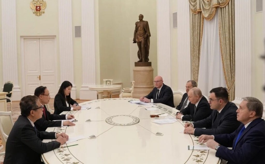 Đặc phái viên của Tổng Bí thư Tô Lâm hội kiến Tổng thống Nga Putin缩略图 Đặc phái viên của Tổng Bí thư Tô Lâm hội kiến Tổng thống Nga Putin