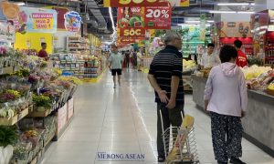 Mùng 2 tết Bính Ngọ Thị trường hàng hóa cả nước sôi động giá cả ổn định