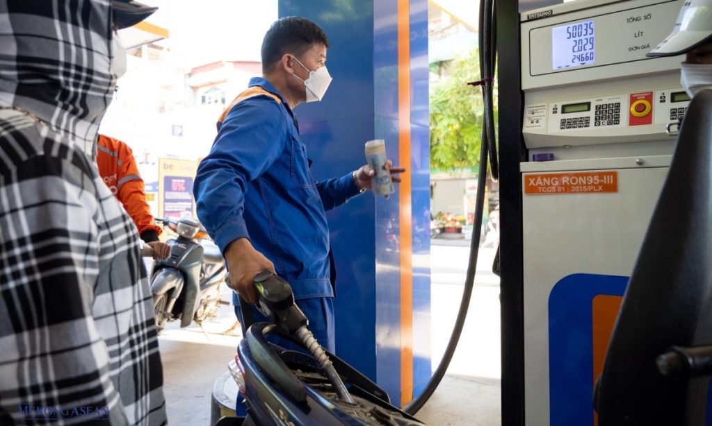 Giá xăng ngày 12 2 có thể tăng phiên thứ 3 liên tiếp