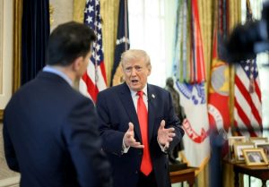 Tổng thống Trump Nước Mỹ đang trải qua nền kinh tế Trump