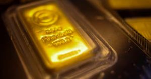 Giá vàng hôm nay 28/2: Tăng tháng thứ 7 liên tiếp