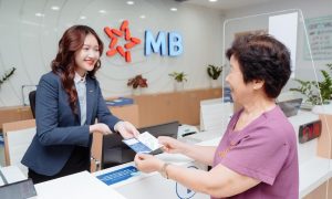 MB lì xì 100 cổ phiếu cho mỗi nhân viên