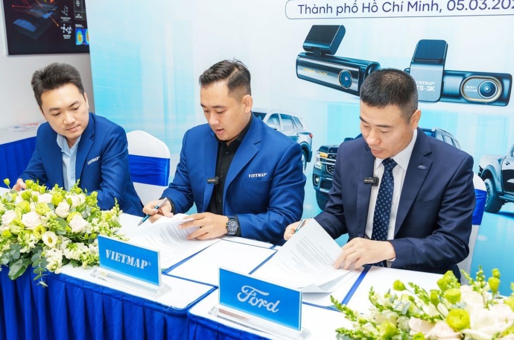 Ford Việt Nam ký hợp tác với Vietmap