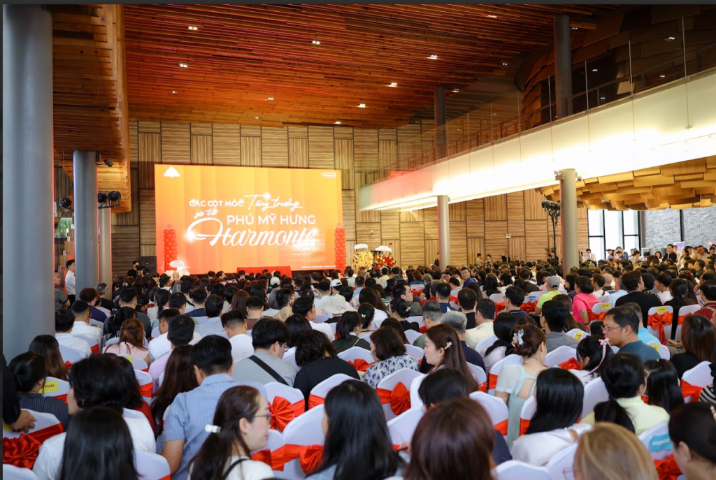 Phú Mỹ Hưng Harmonie gần như ‘cháy hàng’ chỉ trong một buổi sáng缩略图 Phú Mỹ Hưng Harmonie gần như ‘cháy hàng’ chỉ trong một buổi sáng