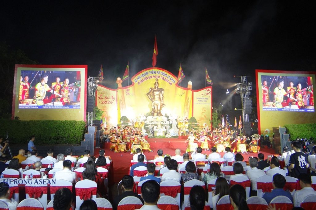 Trang trọng khai mạc lễ hội Nữ tướng Lê Chân ở Hải Phòng缩略图 Trang trọng khai mạc lễ hội Nữ tướng Lê Chân ở Hải Phòng