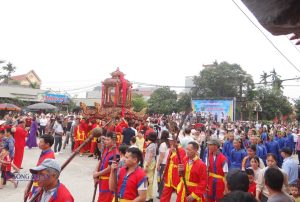 Khai mạc lễ hội truyền thống đình Trịnh Xuyên xã Vĩnh Lại