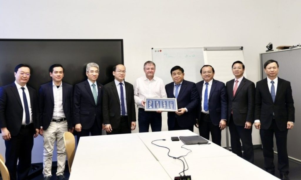 NIC bắt tay Trung tâm khởi nghiệp của Đức mở rộng đào tạo startup