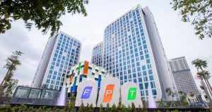 Khối ngoại bán ròng gần 10.000 tỷ đồng cổ phiếu FPT trong hơn một tháng