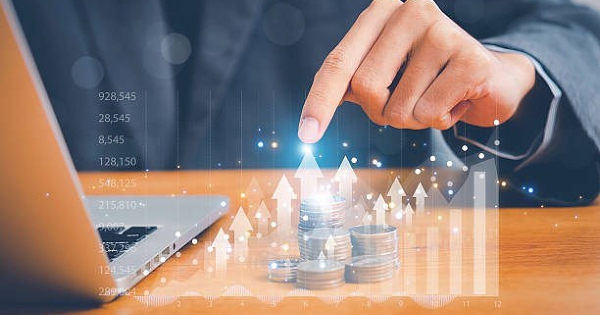 Tự doanh gom gần 240 tỷ đồng trong phiên giảm kỷ lục, tâm điểm FPT, HPG, VIC nhưng bán mạnh MBB