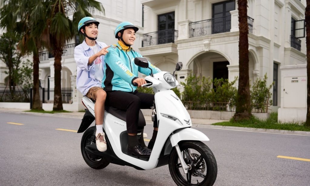 Tài xế Xanh SM được miễn phí thuê đổi pin xe máy điện trong 3 năm缩略图 Tài xế Xanh SM được miễn phí thuê đổi pin xe máy điện trong 3 năm