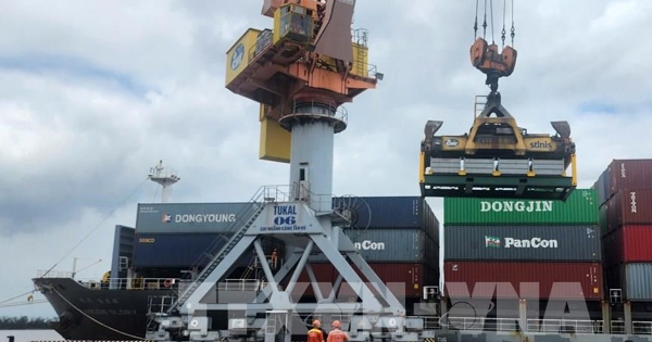 Gỡ khó cho doanh nghiệp trước áp lực thuế suất nhập khẩu của Hoa Kỳ