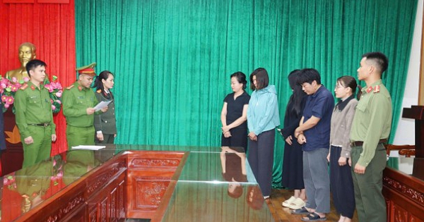 Nhóm 'cò đất' làm khống hồ sơ mua nhà ở xã hội cho khách hàng