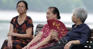 Vì sao tăng lương hưu 4,5% và 200.000 đồng?