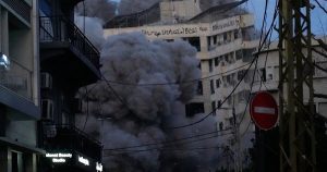 Israel cam kết ngừng tấn công hạ tầng năng lượng của Iran sau yêu cầu của ông Trump