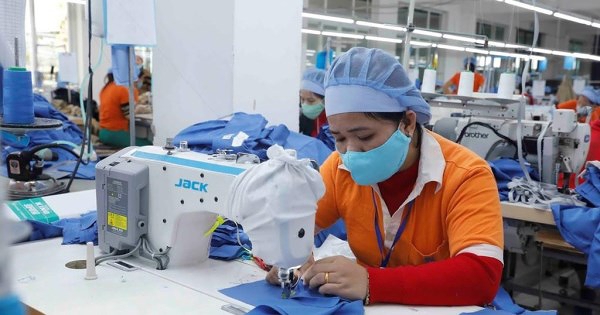 Doanh nghiệp tìm cách thích ứng trước biến động từ xung đột Trung Đông