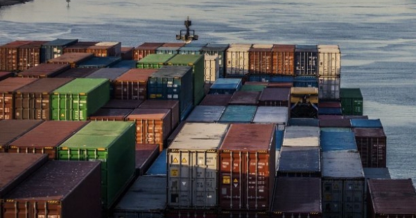 Tàu đổi hướng tránh xung đột, chi phí doanh nghiệp đội lên nhiều tầng