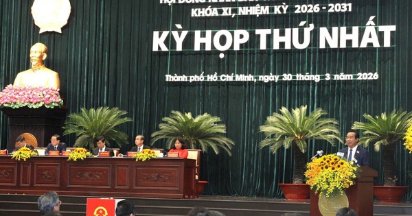 TP HCM và 12 tỉnh công bố lãnh đạo nhiệm kỳ mới