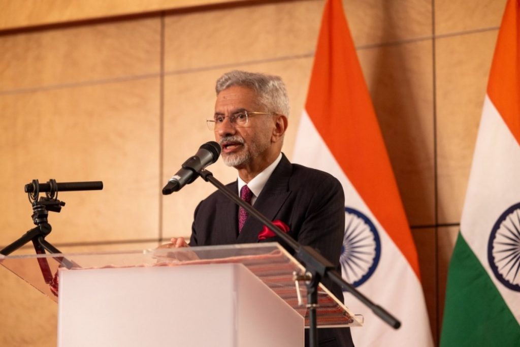 Ấn Độ và Iran đối thoại để tàu qua Eo biển Hormuz an toàn缩略图 Ấn Độ và Iran đối thoại để tàu qua Eo biển Hormuz an toàn