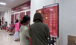 Giá vàng thế giới xuống đáy 5 tuần vàng trong nước tiếp đà giảm