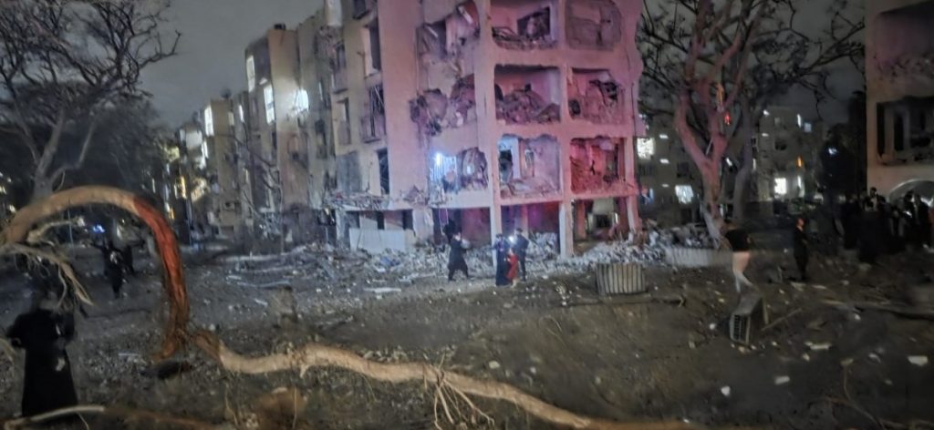 Israel thừa nhận không đánh chặn được tên lửa Iran缩略图 Israel thừa nhận không đánh chặn được tên lửa Iran