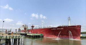 Petrovietnam nhập 38.000 tấn LPG từ Australia, đang gấp rút đảm bảo nguồn cung đến tháng 5