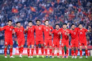 Cổ động viên Đông Nam Á chúc mừng tuyển Việt Nam