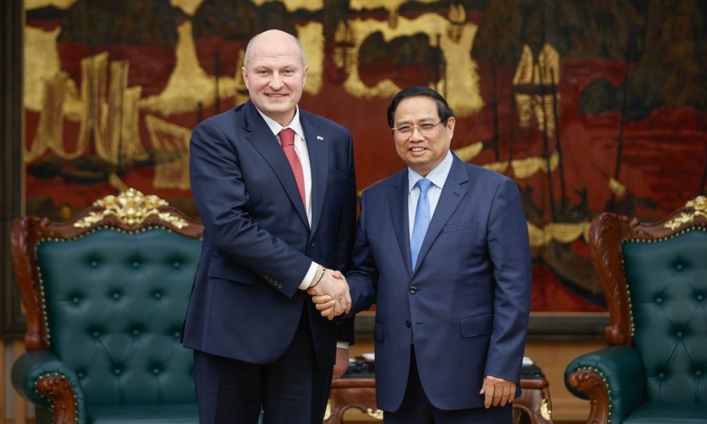 Thủ tướng Phạm Minh Chính tiếp Bộ trưởng Bộ Tình trạng khẩn cấp Nga