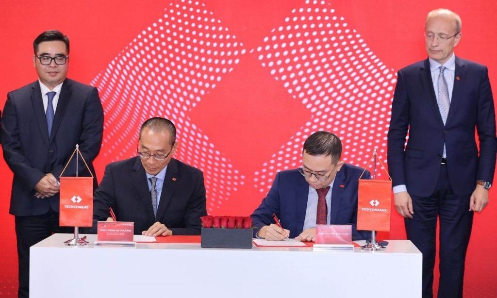 Techcombank dự kiến rót thêm 800 tỷ đồng vào công ty bảo hiểm缩略图 Techcombank dự kiến rót thêm 800 tỷ đồng vào công ty bảo hiểm