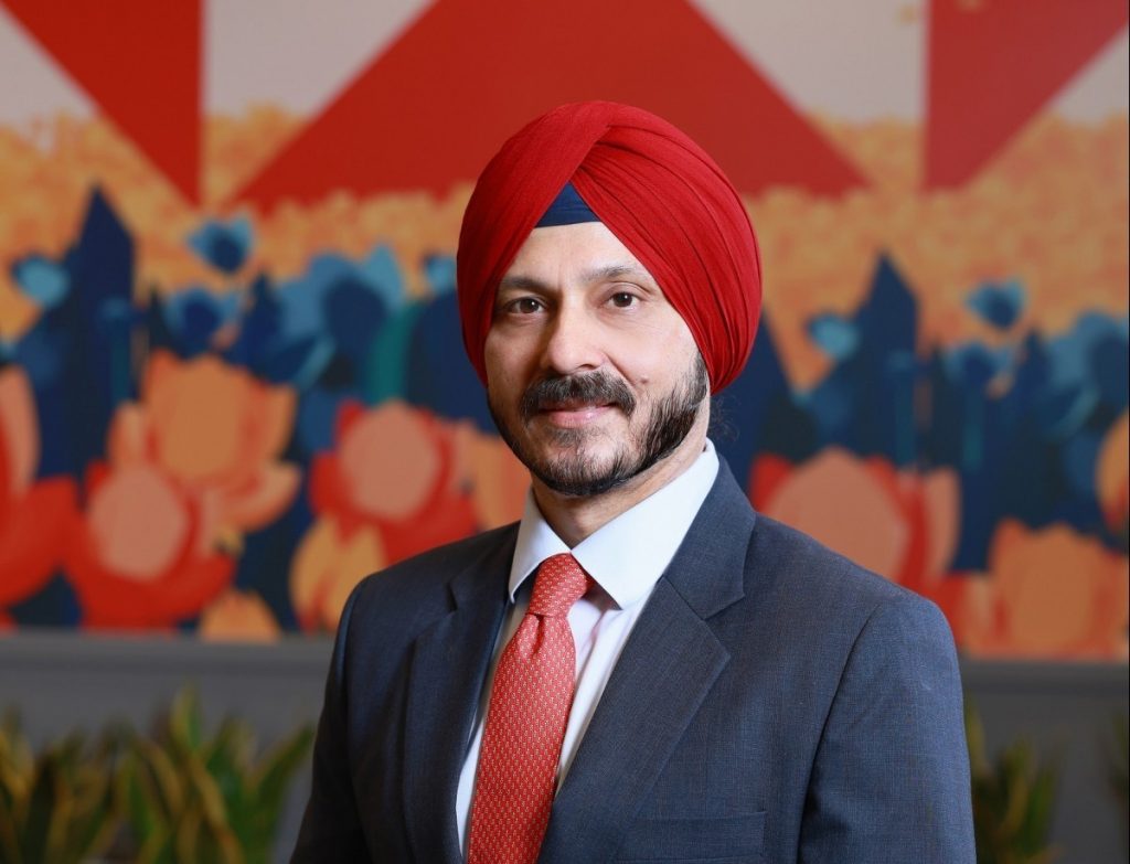 HSBC Bức tranh đầu tư Việt Nam đang bước vào giai đoạn chuyển mình缩略图 HSBC Bức tranh đầu tư Việt Nam đang bước vào giai đoạn chuyển mình