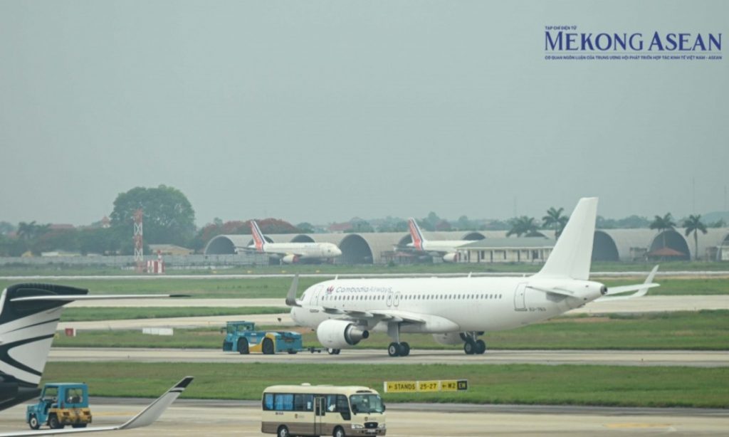 Hàng không Việt Nam điều chỉnh đường bay qua Trung Đông