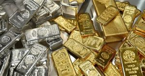Giá vàng, bạc lao dốc vì áp lực bán tháo